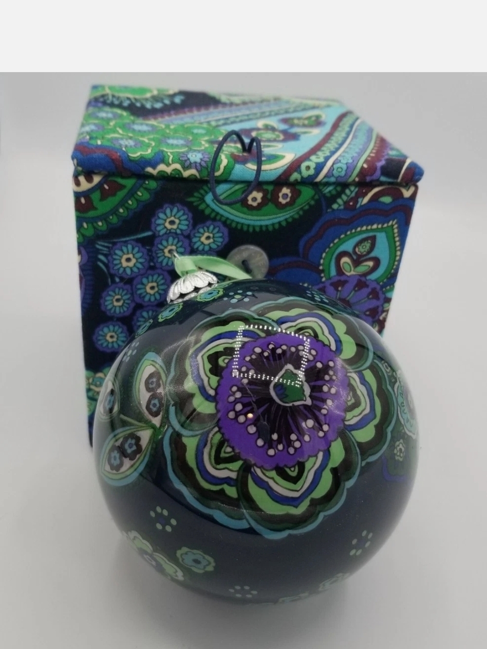 VERA BRADLEY GLASS ORNAMENT 2009 BLUE RHAPSODY NEW IN BOX RARE